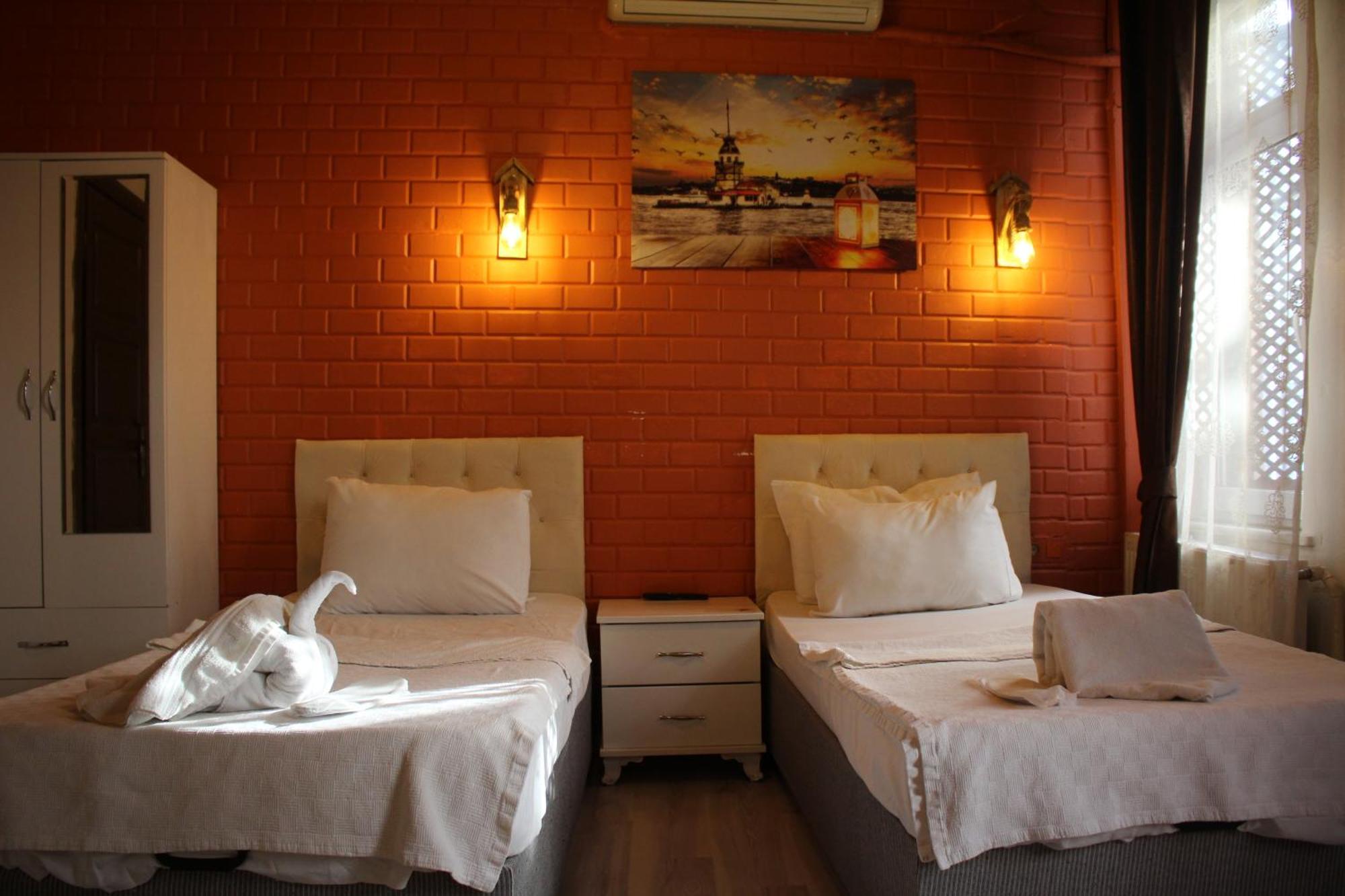 Taksim Bricktown Suite Istanbul Exterior photo